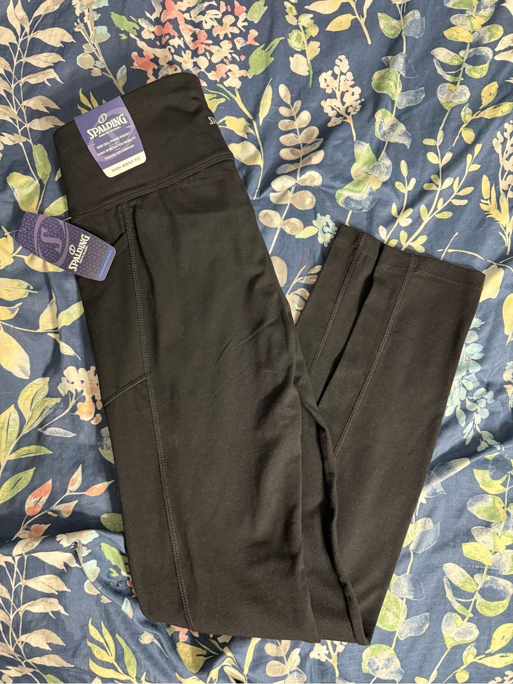 Spalding Women’s Black High-Waist Athletic Leggings with Phone Pocket Size L